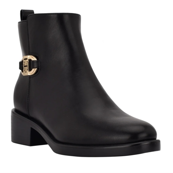 Tommy Hilfiger Shoes - Tommy Hilfiger Imiera ankle boots size 6M NWOT
